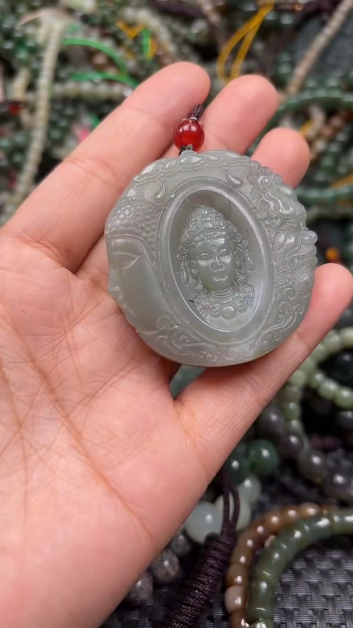 颈饰未镶嵌和田玉1