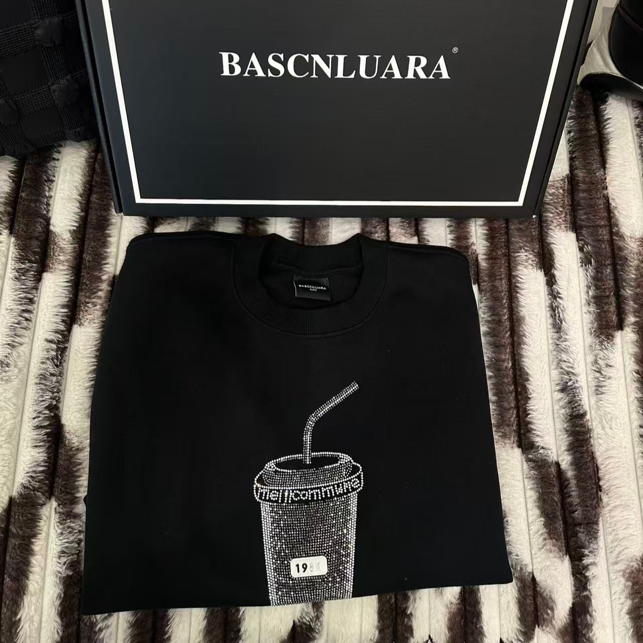 【18号链接-水砖杯】休闲情侣黑色宽松卫衣百搭设计师8320