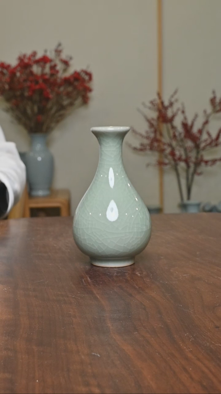 【闪购商品】其他玉壶春瓶 豆绿釉 朱家款