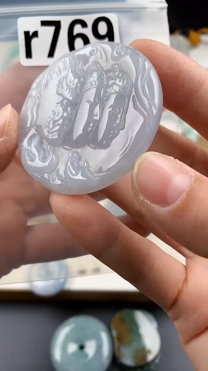 颈饰未镶嵌翡翠天然翡翠吊坠挂件