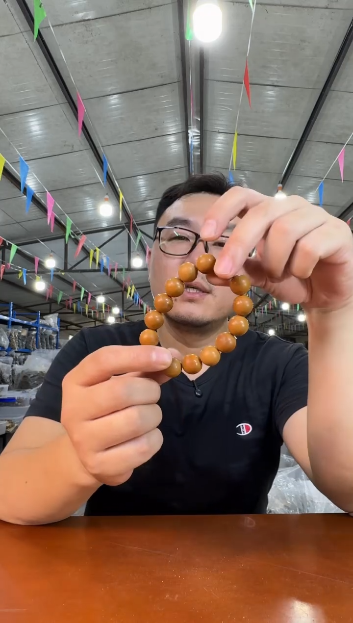 猴头核桃手串H16实物为准