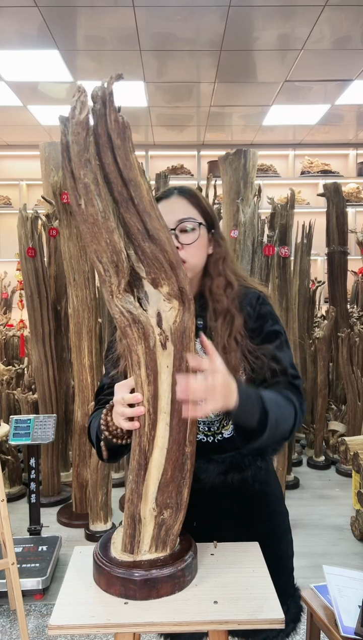 【闪购商品】沉香摆件沉香原料摆件工艺品