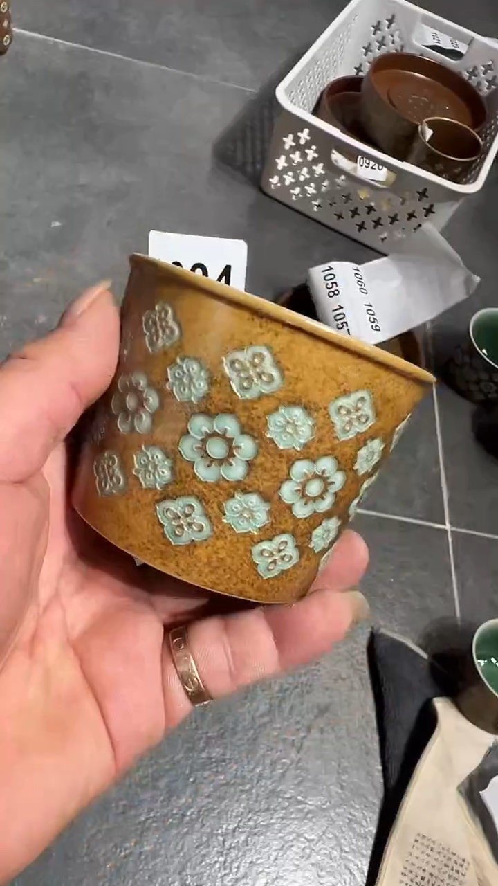 龙泉窑宝相花双釉特大号冰桶微瑕1004