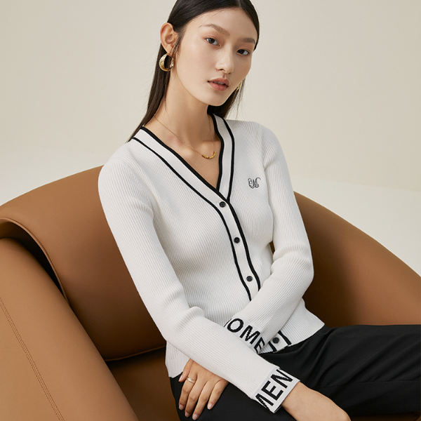 毛衣针织衫舒适休闲设计款毛织开衫D730520