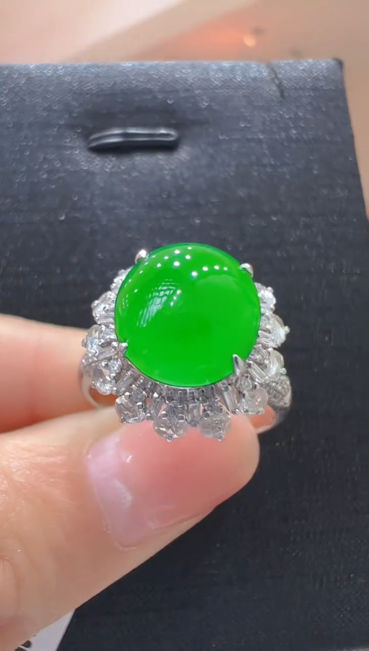 【闪购商品】翡翠戒指18K金镶嵌             