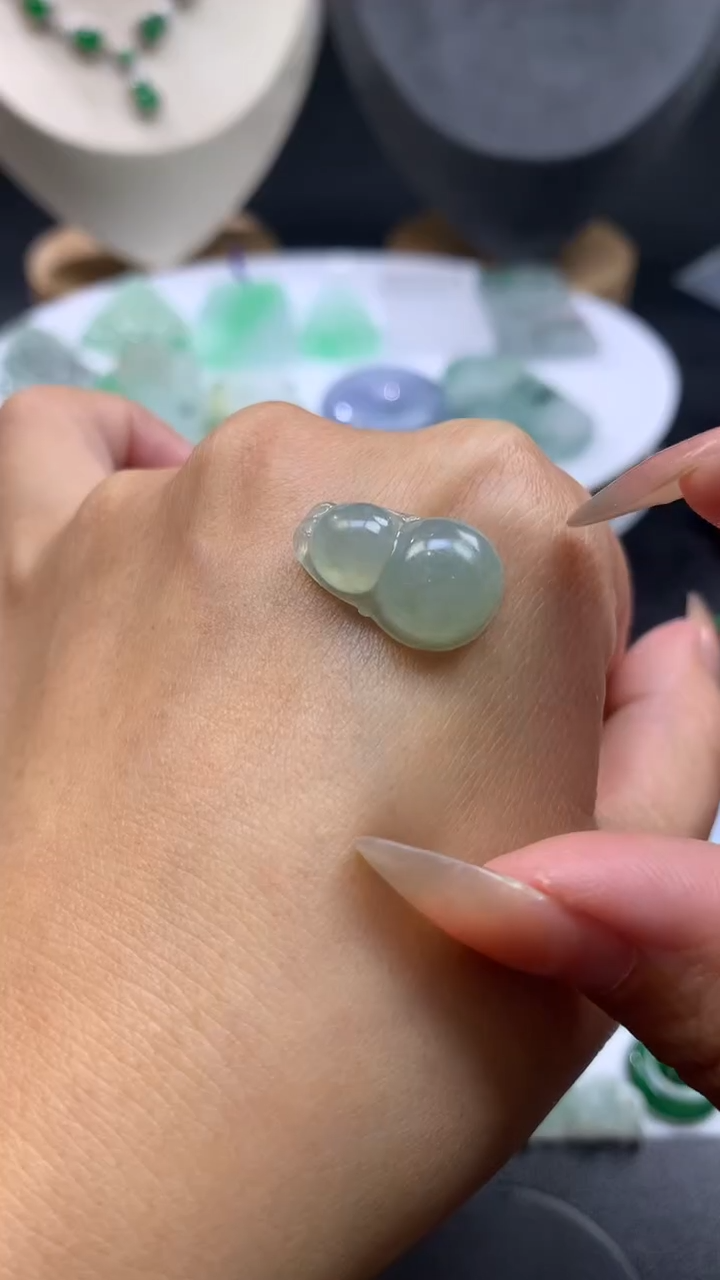 【闪购商品】定制翡翠未镶嵌翡翠