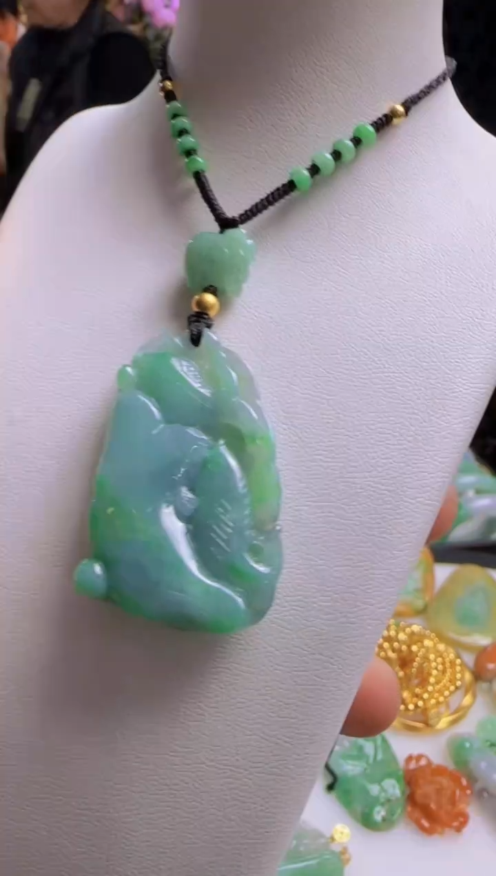 【闪购商品】翡翠颈饰未镶嵌天然翡翠项链