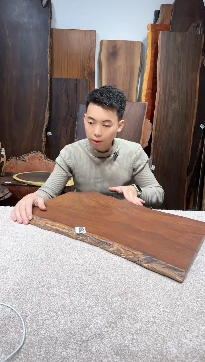 【闪购商品】风车木（黑檀木）尺寸57*35*2.5编号082