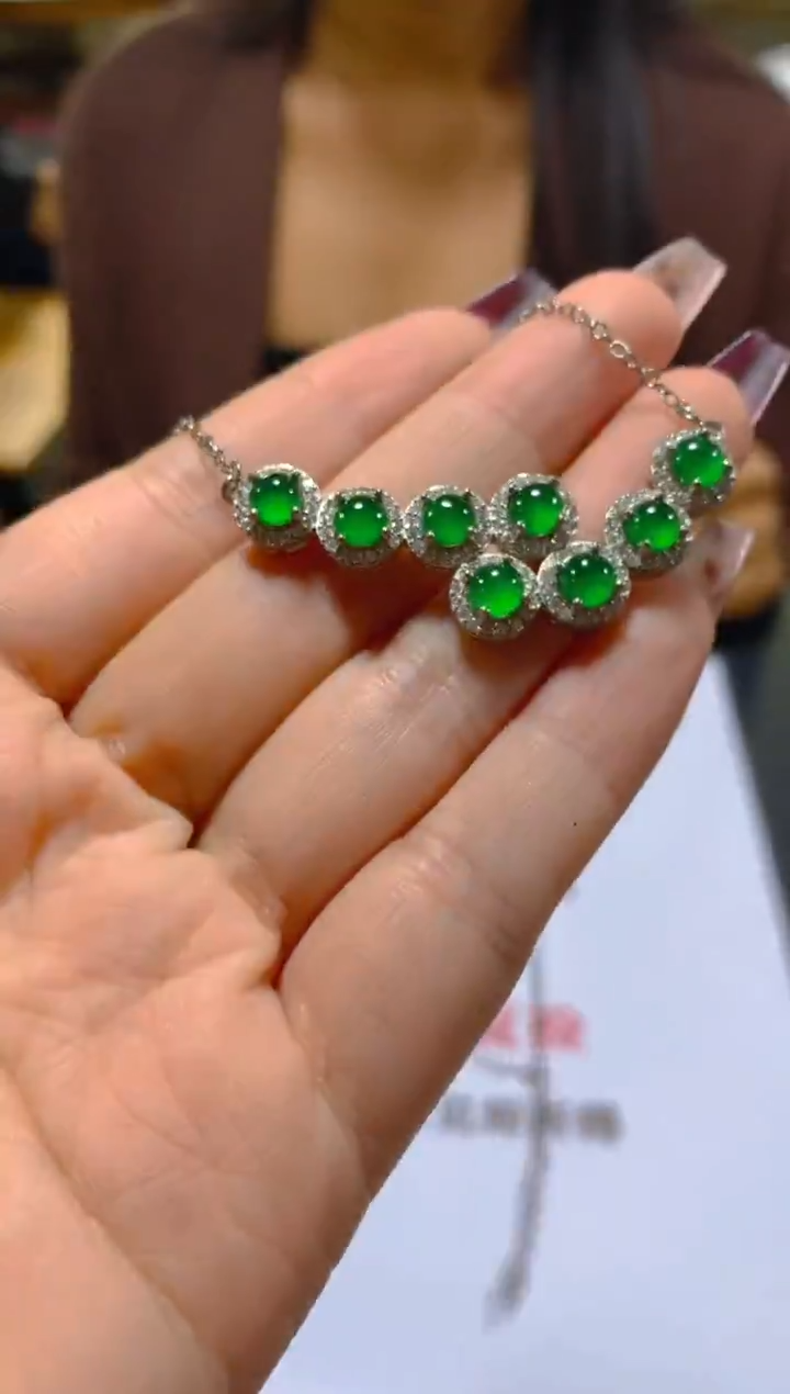 颈饰未镶嵌翡翠多样性发一