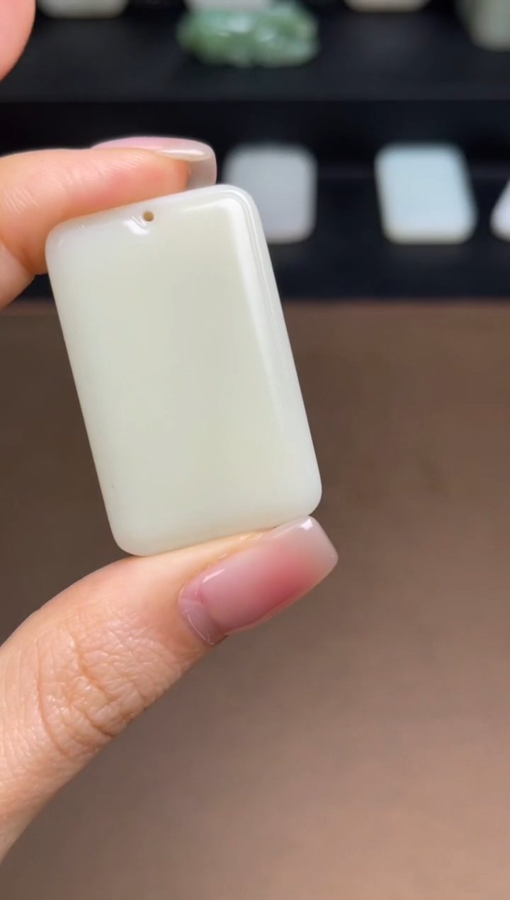 【闪购商品】和田玉颈饰未镶嵌38