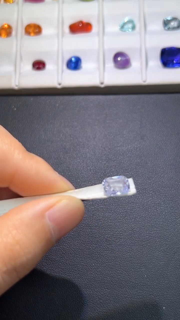 【闪购商品】蓝宝石裸石未镶嵌2.23ct新品