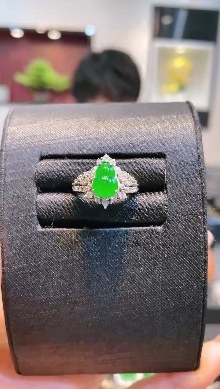 【闪购商品】翡翠颈饰未镶嵌A14天然A货翡翠戒指