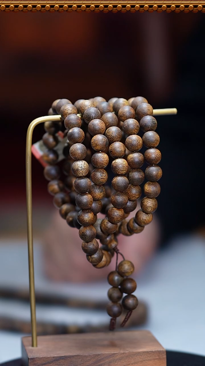 沉香手串奇楠0.9*108颗多圈32011559
