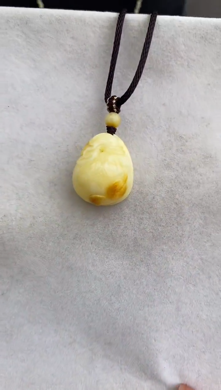 未镶嵌琥珀裸石10524170-吊坠