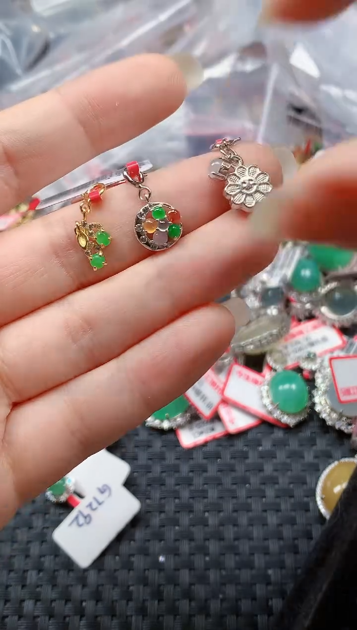 银S925镶嵌戒指翡翠天然A货缅甸翡翠