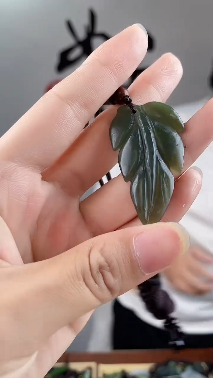 和田玉未镶嵌颈饰拍一发一，多样性发货