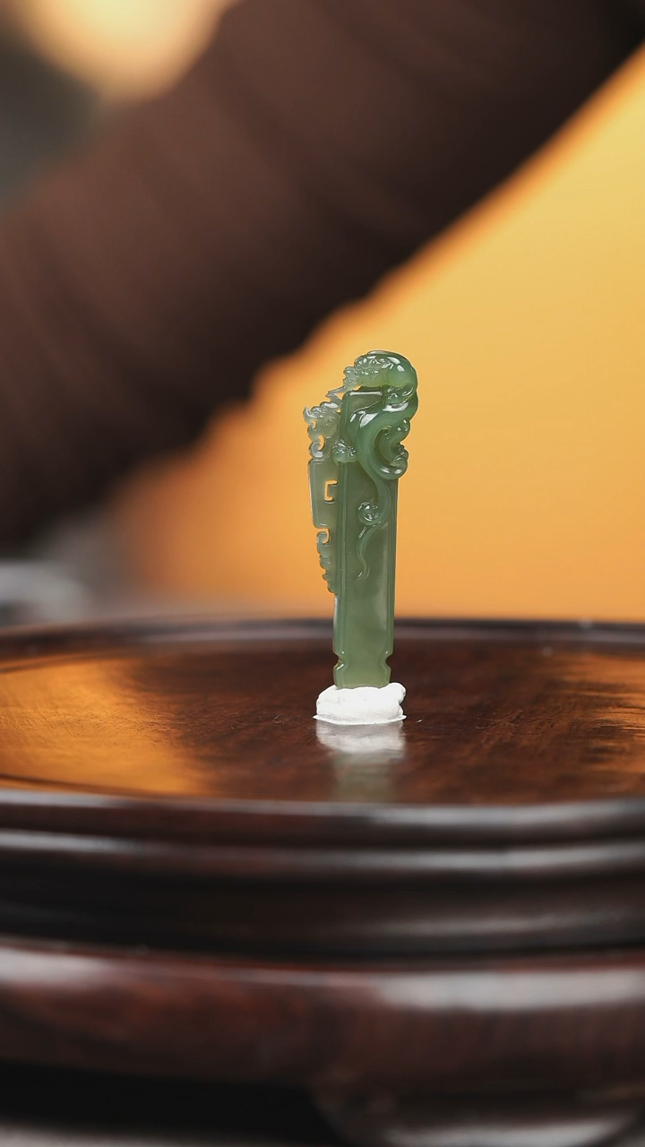 未镶嵌和田玉把件 