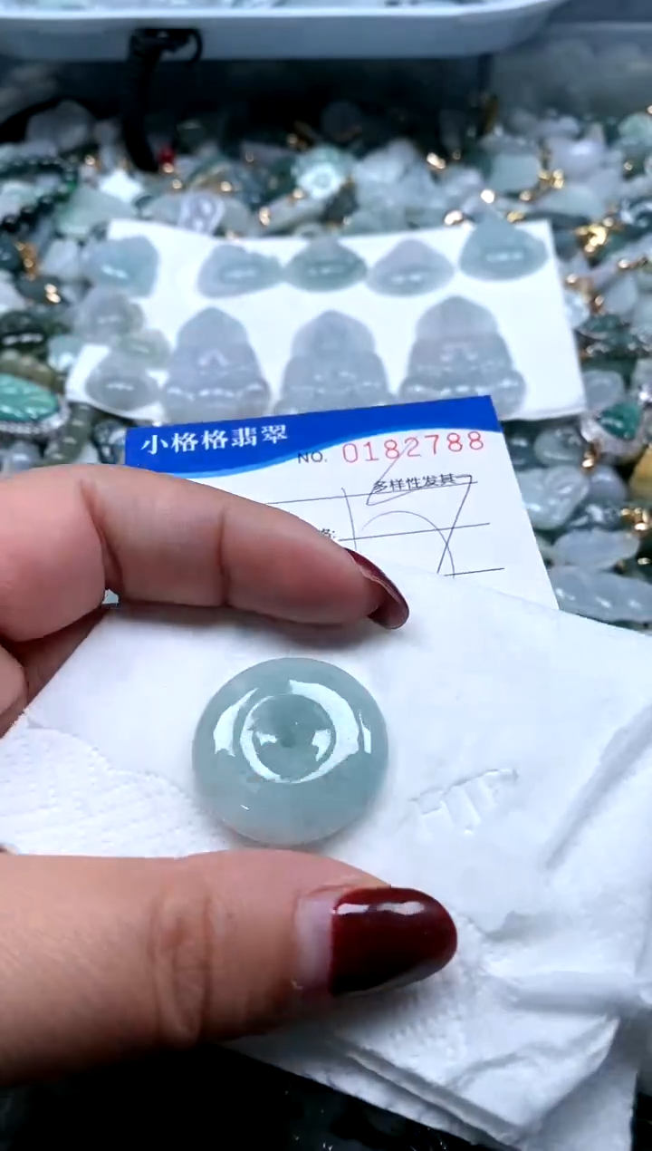 【闪购商品】翡翠颈饰未镶嵌闪购商品0182788