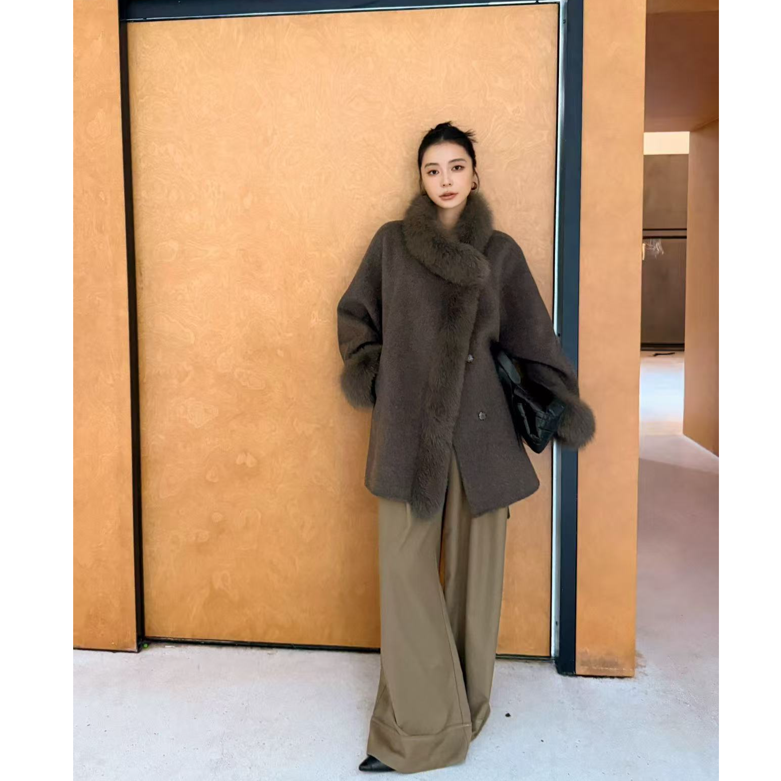 2025秋冬新款双面呢大衣中长款毛领呢子外套女S711181