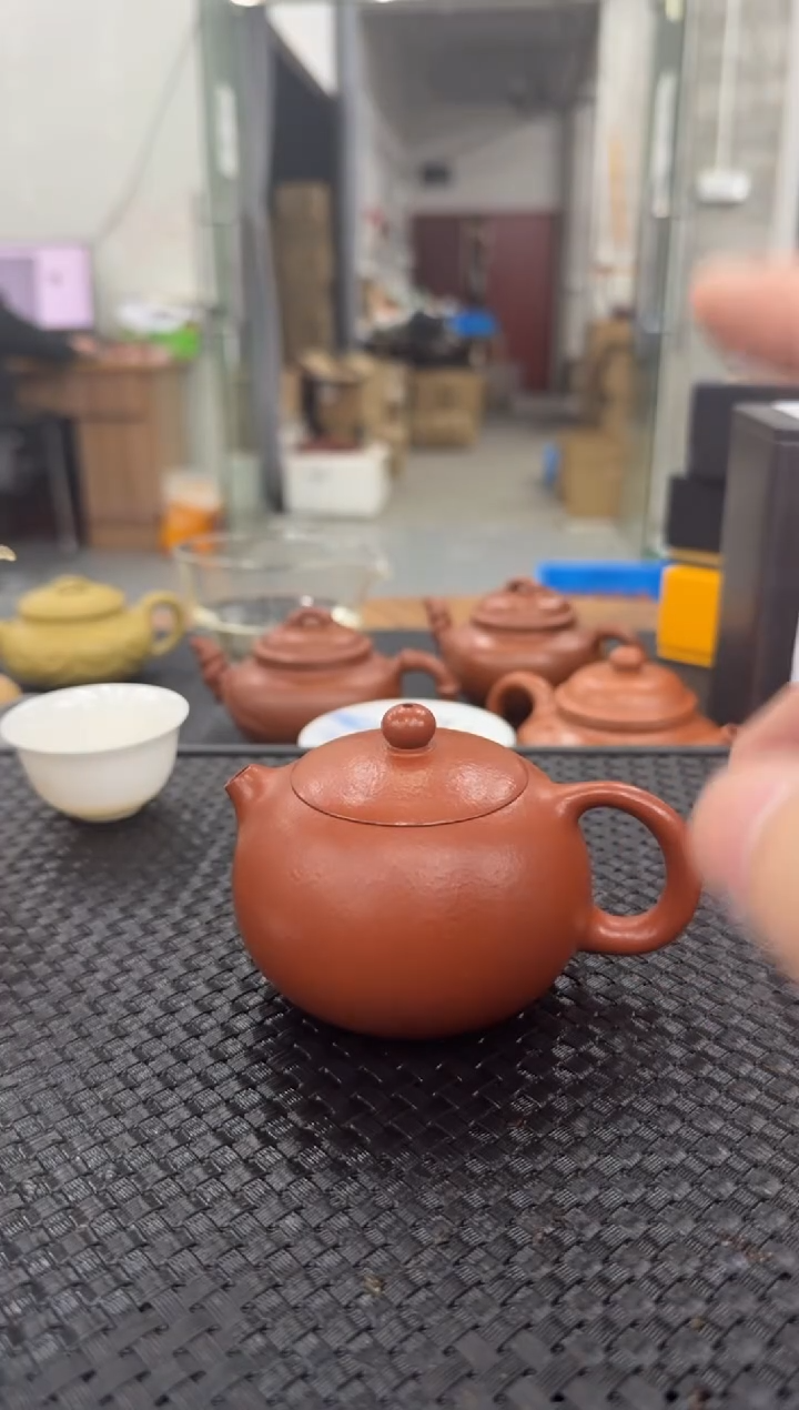 茶壶紫砂朱泥全手工西施 冯  140CC 圈足底