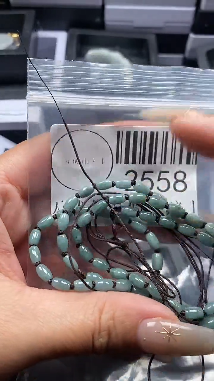 颈饰未镶嵌翡翠2558