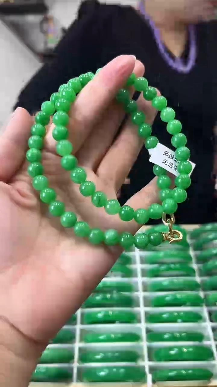 【闪购商品】砖雕闪14 辣阳绿项链