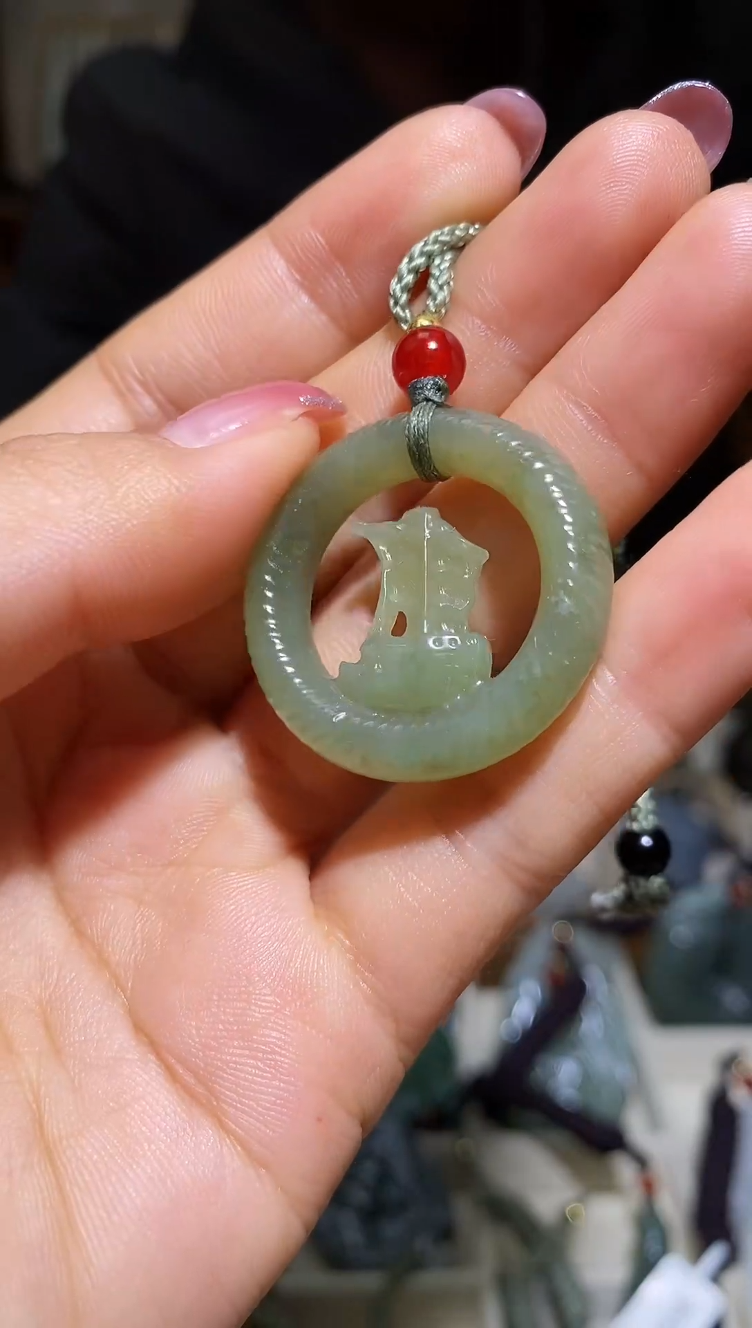 颈饰未镶嵌和田玉1