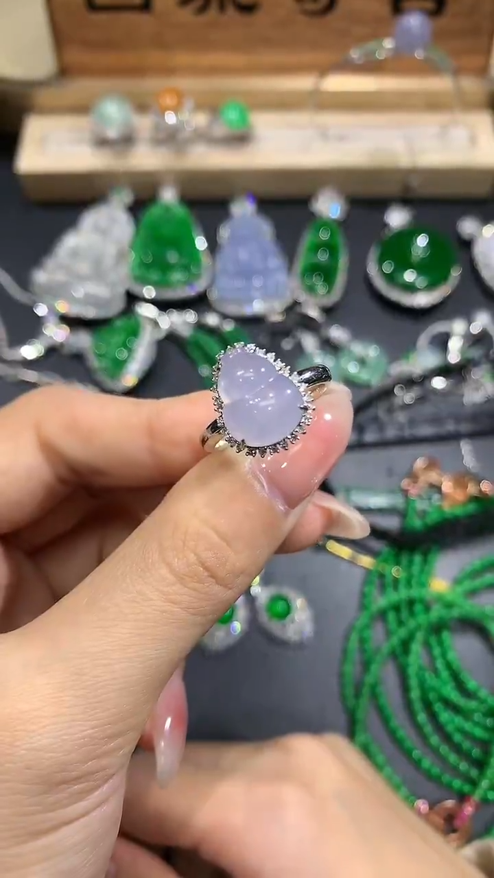 【闪购商品】翡翠戒指18K金镶嵌2团购