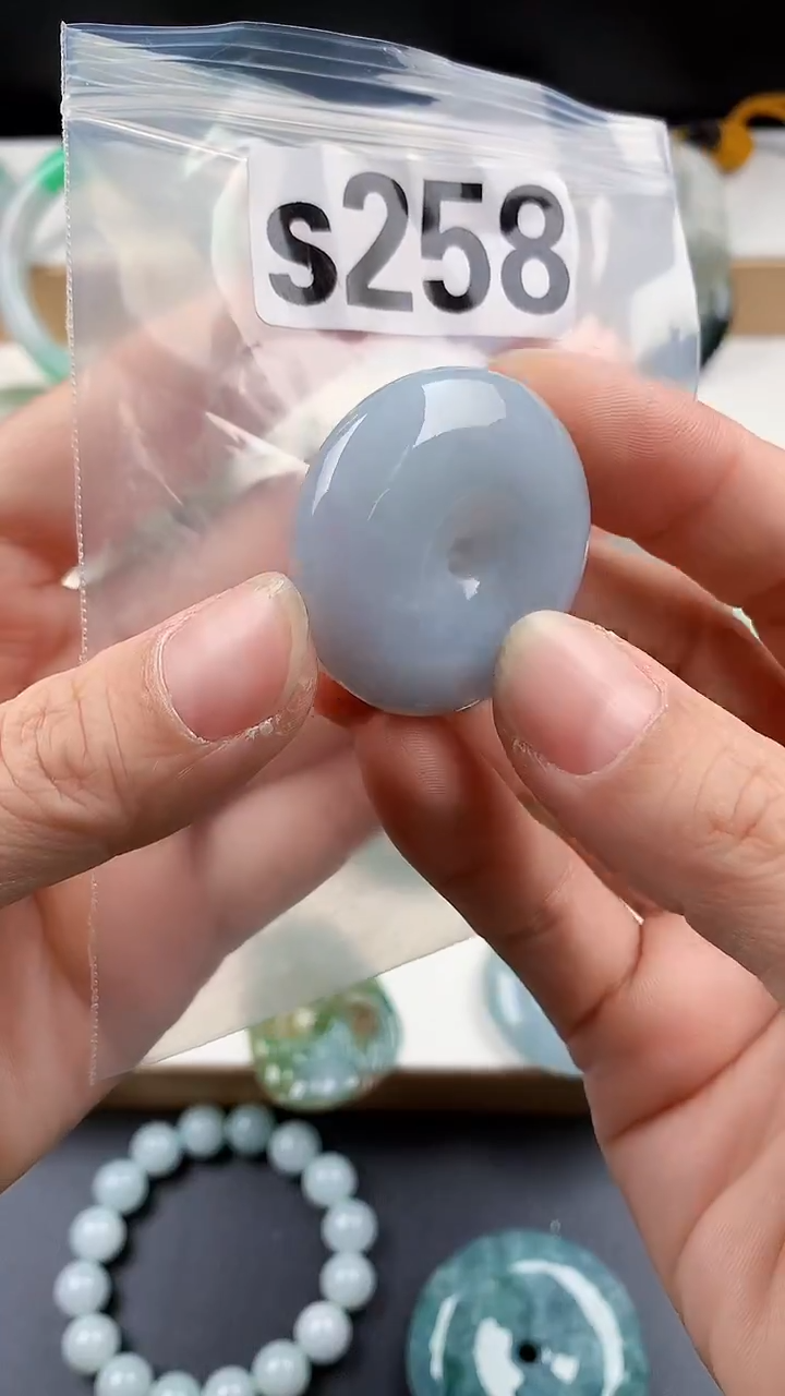 颈饰未镶嵌翡翠天然翡翠吊坠挂件