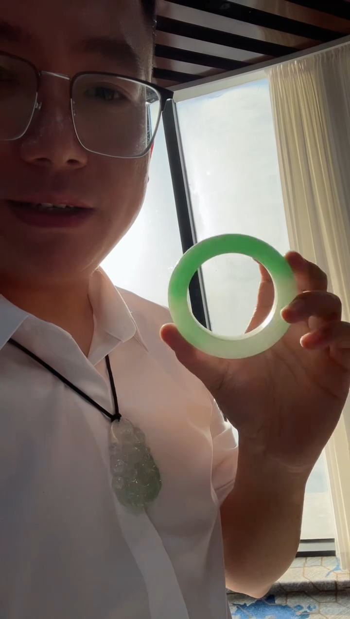 【闪购商品】定制翡翠手镯未镶嵌定制