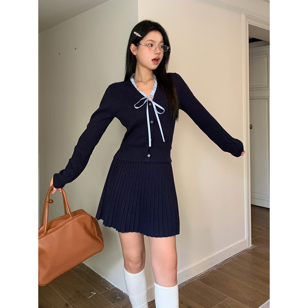 韩系学院风针织套装女春秋冬减龄穿搭高级感独特两件套