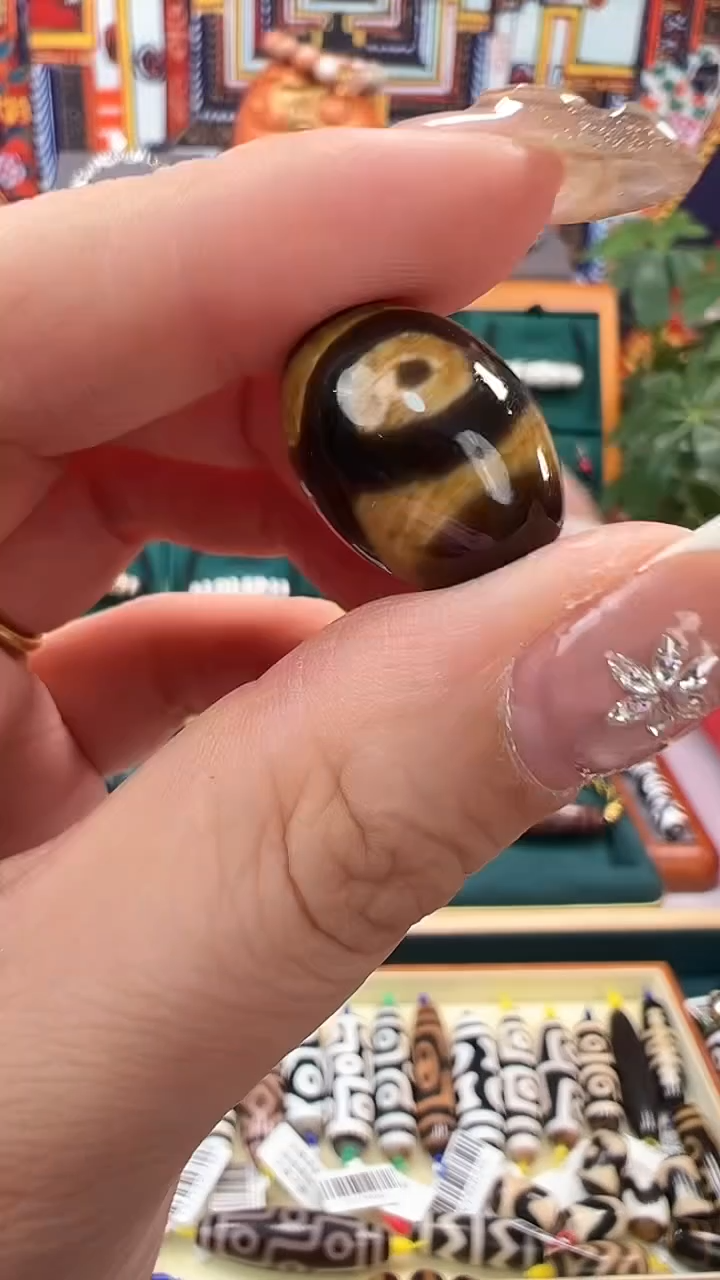 玛瑙/玉髓颈饰未镶嵌60.（微瑕）