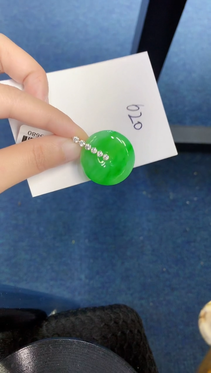 【闪购商品】翡翠18K金镶嵌颈饰000000000