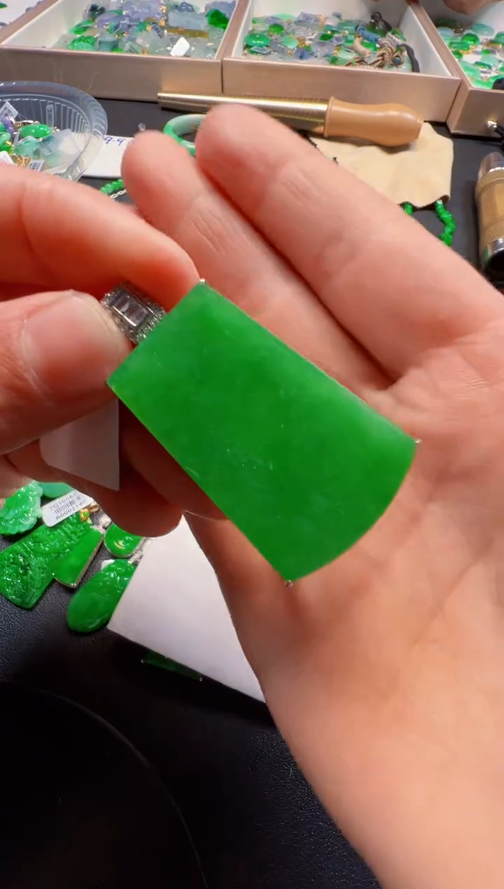 【闪购商品】定制翡翠18K金镶嵌38000元