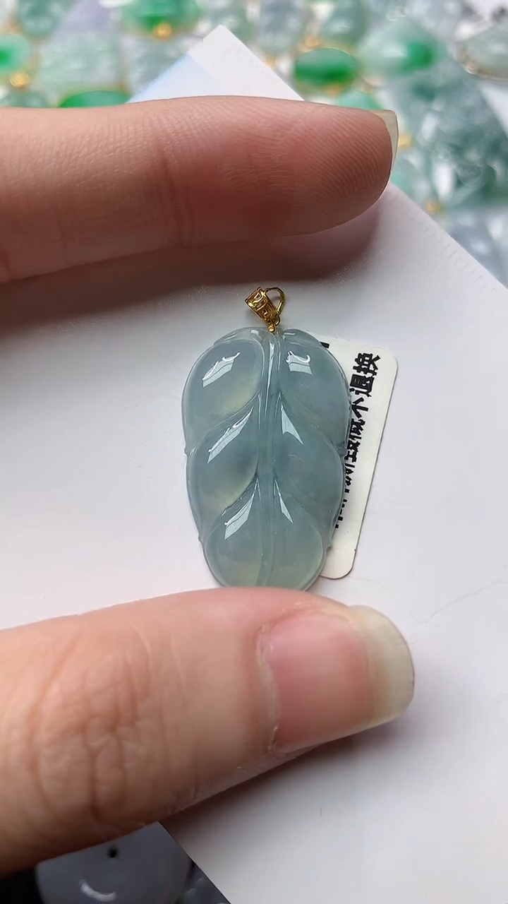 【闪购商品】翡翠颈饰18K金镶嵌64..........