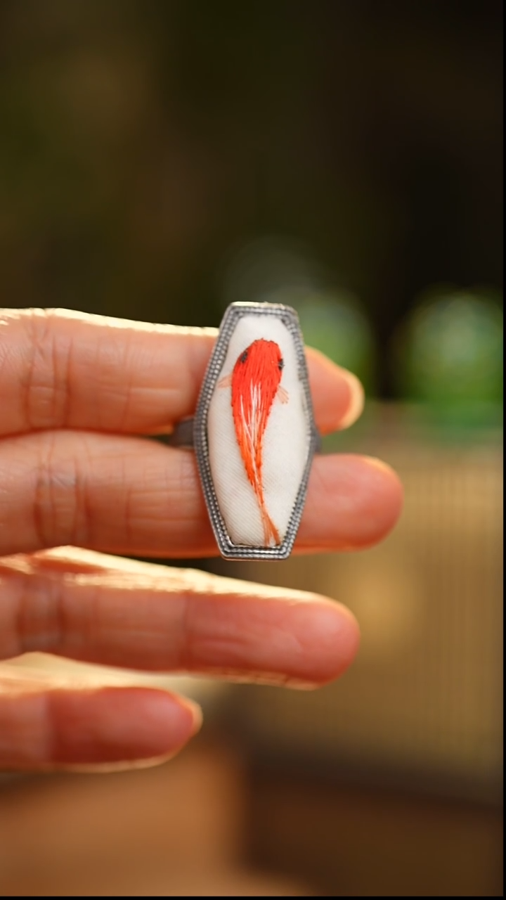 刺绣私人定制苗族手工W148