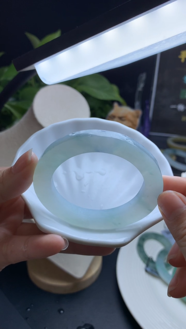 【闪购商品】定制翡翠定制翡翠手镯未镶嵌贵妃上新