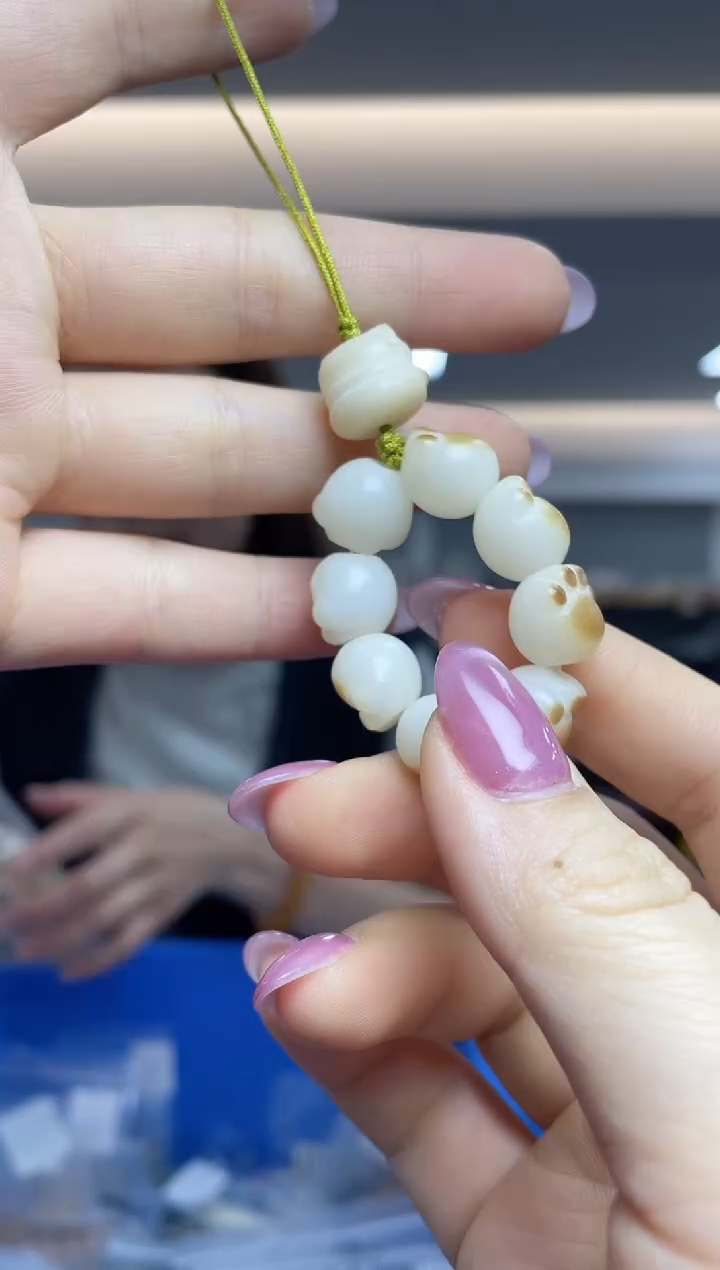 白玉菩提把件（多样性发一件）