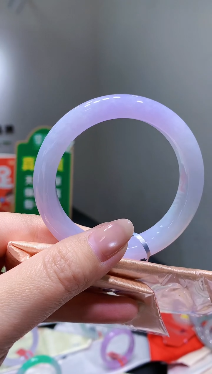 未镶嵌手镯翡翠- 天然缅甸A货翡翠