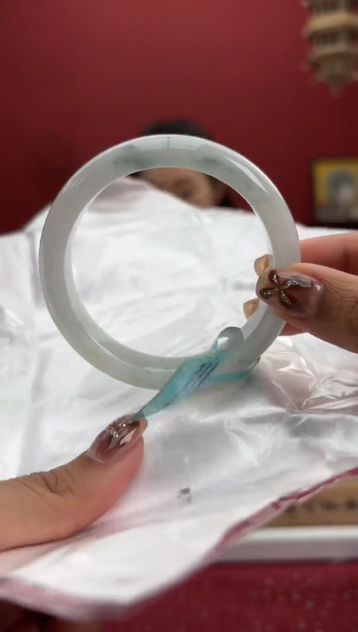 【闪购商品】翡翠手镯未镶嵌9手镯