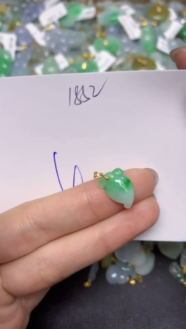 【闪购商品】翡翠颈饰18K金镶嵌天然翡翠A货