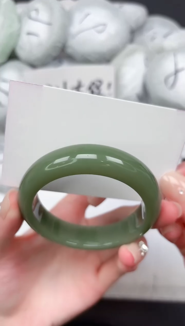 未镶嵌手镯石英质玉72-54.3.