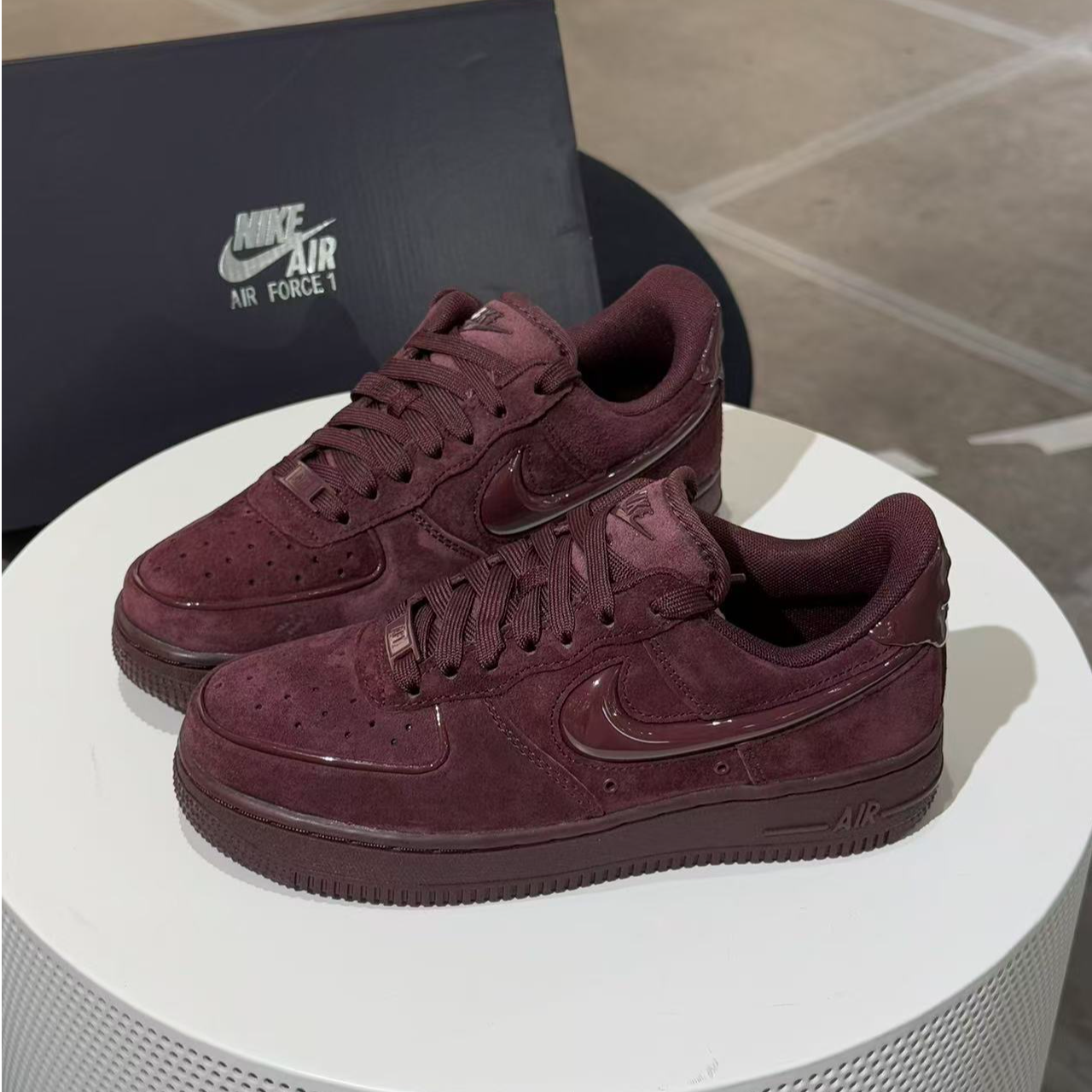 NIKE/耐克女鞋 AIR FORCE 1 空军一号 休闲百搭板鞋HV4406-600