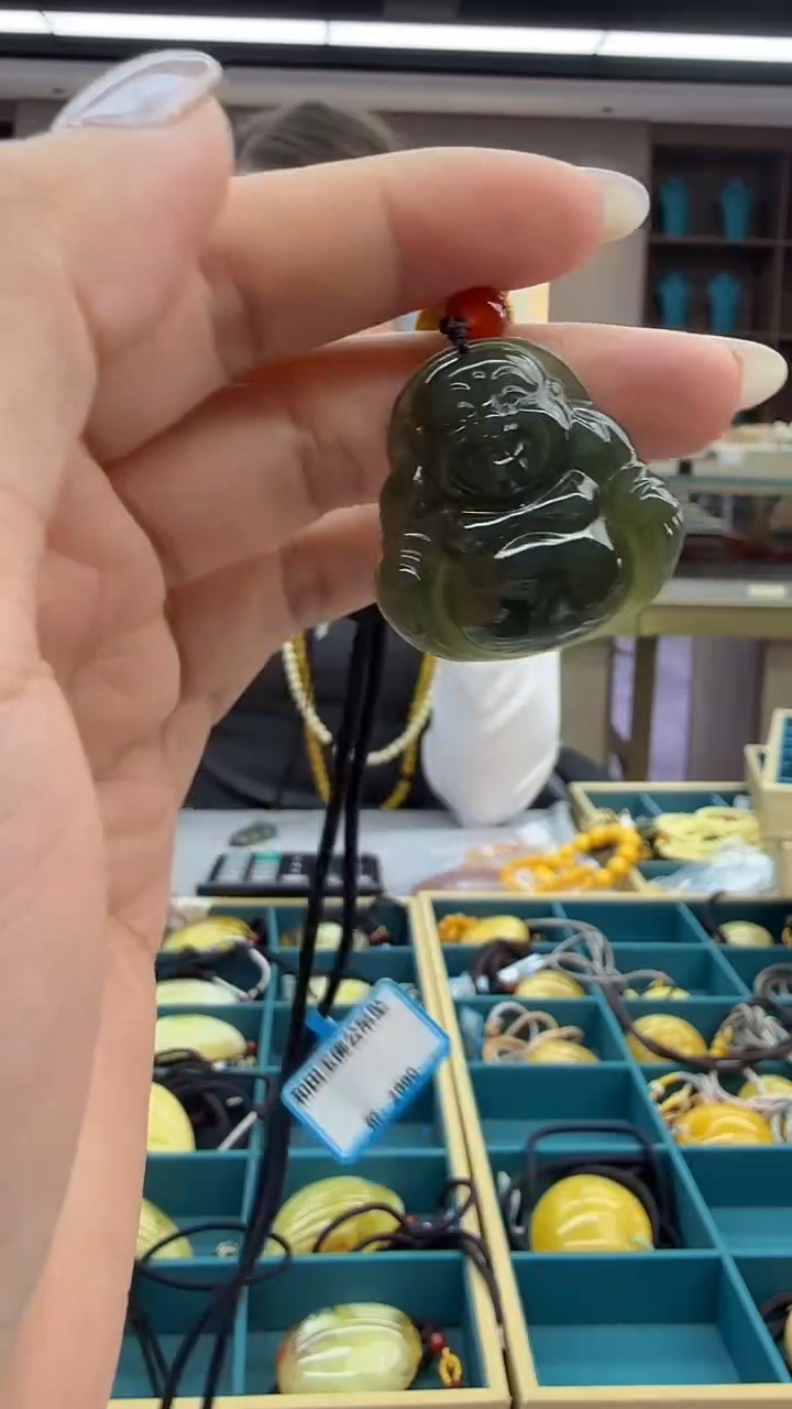 颈饰未镶嵌和田玉221秒拍号 假一罚三 