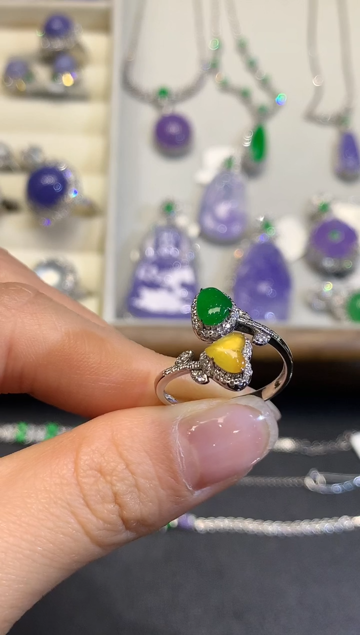 【闪购商品】翡翠戒指18K金镶嵌1179  