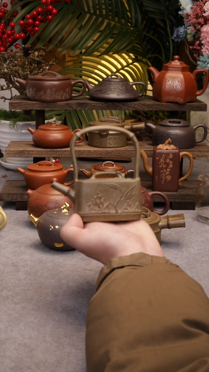 【闪购商品】紫砂壶高温段泥提梁120CC