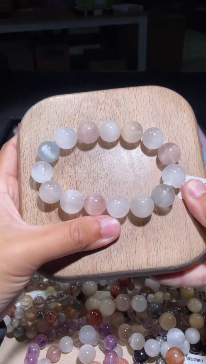 【闪购商品】水晶手链未镶嵌52号多样性发货一D 14+