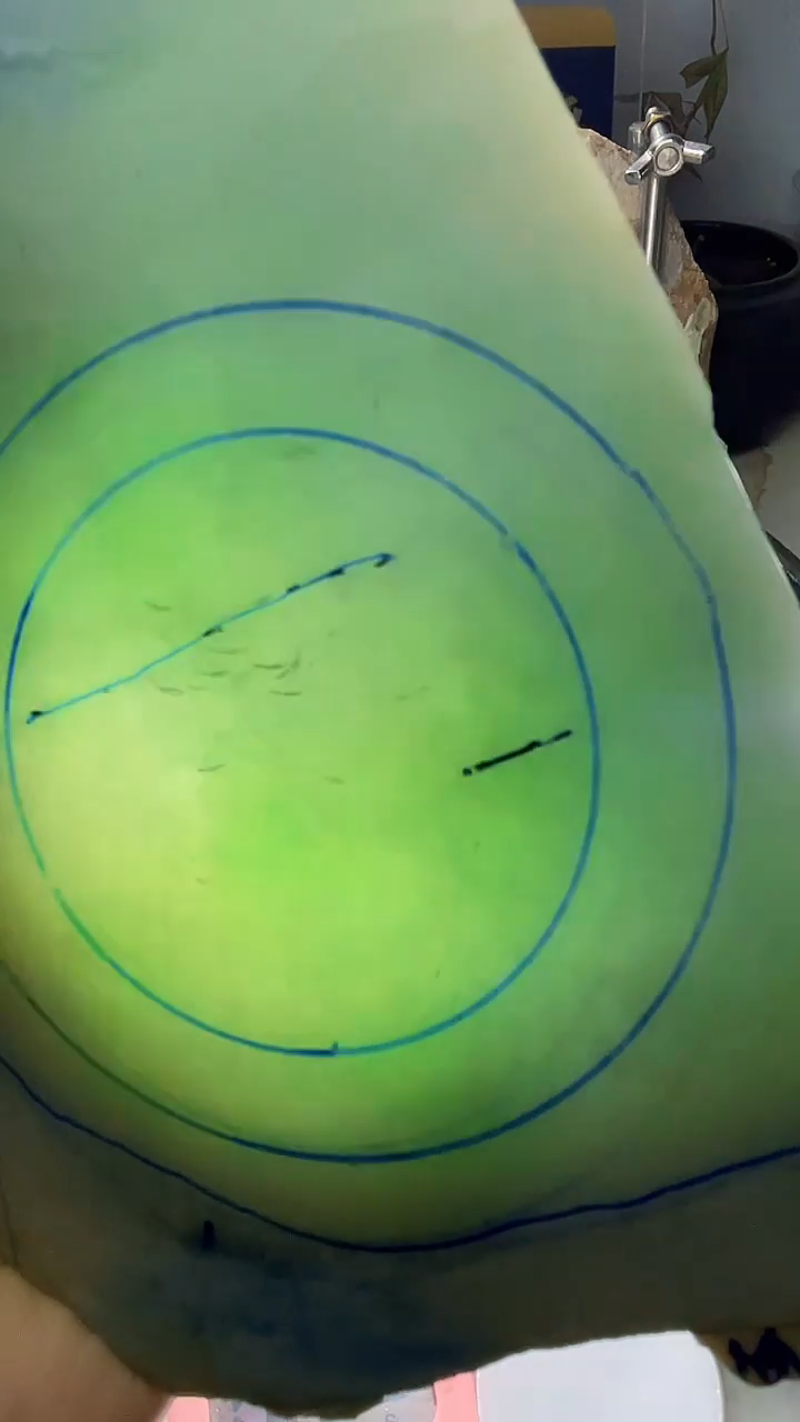 未镶嵌定制翡翠龙**哥翡翠