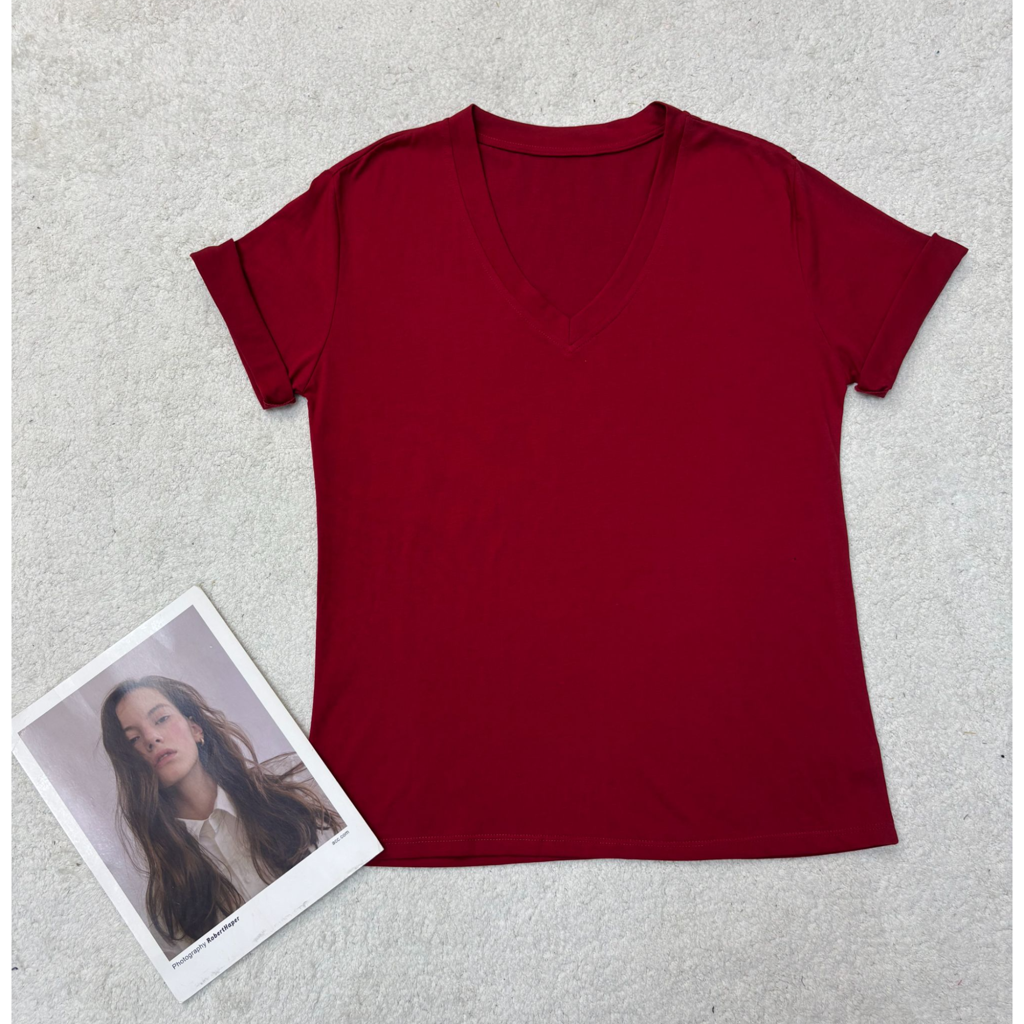 2025夏季新品净版纯色宽松舒适V领短袖T恤25011