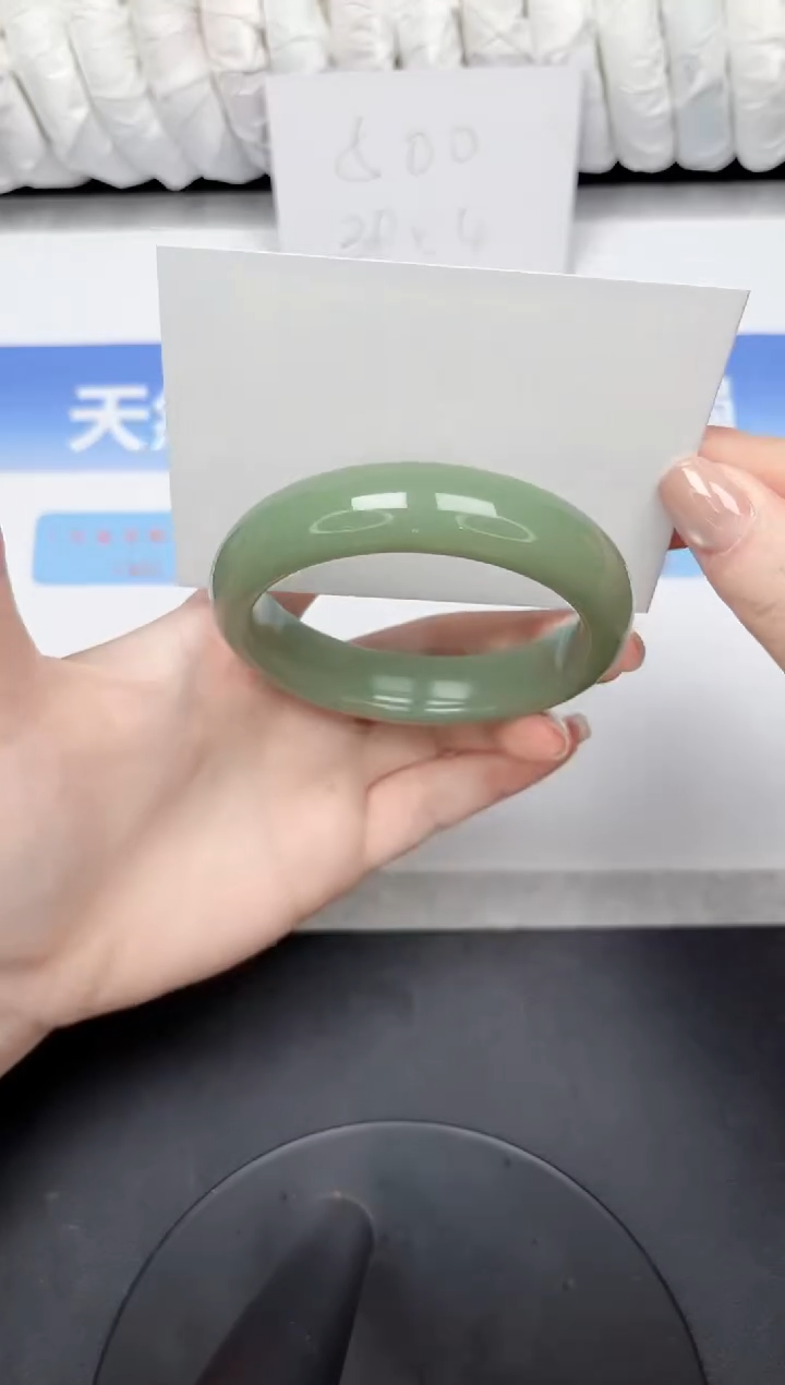 未镶嵌手镯石英质玉L27-60